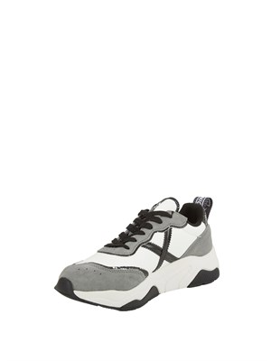 SNEAKERS MUNICH NERO in DONNA