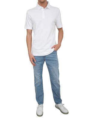 Polo Boss bianco realizzata in maglia fine leggermente elasticizzata. in UOMO