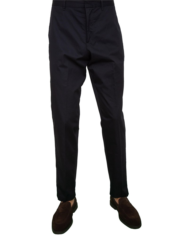 Pantaloni uomo Emporio Armani modello chino in cotone stretch blu