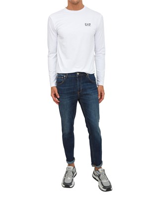 EA7 EMPORIO ARMANI T-shirt bianco Ea7 a maniche lunghe in jersey stretch in UOMO