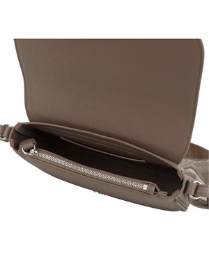 Mini bag Emporio Armani in ecopelle taupe con tracolla in tessuto con logo in DONNA