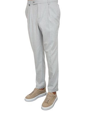 Pantaloni 