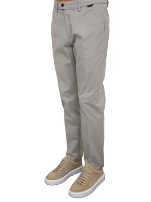 Pantaloni 