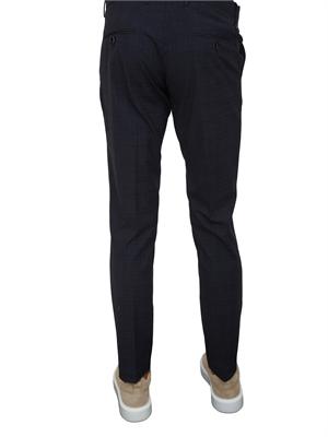 Pantaloni 