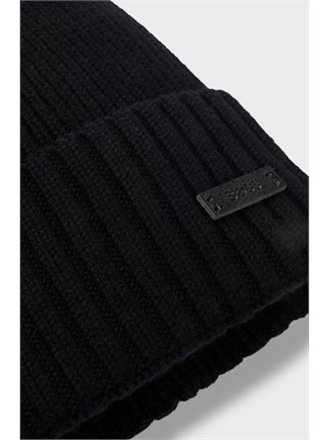 Berretto Boss uomo in lana vergine nera in UOMO