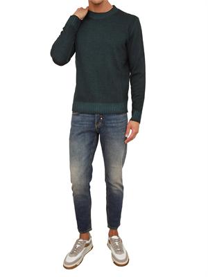 Maglia girocollo Aiace Galassi in pura lana verde con fondi a costine delavÉ in UOMO
