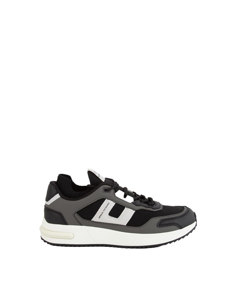 Sneakers uomo Armani Exchange in tessuto tecnico nero