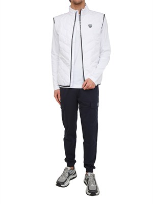 Gilet EA7 Emporio Armani in tessuto tecnico bianco in UOMO