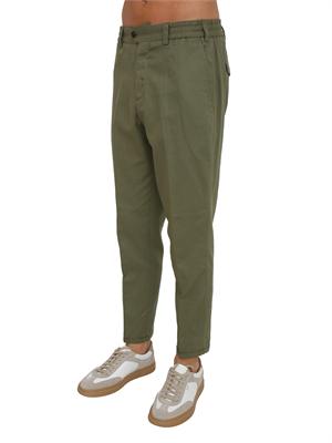 Pantaloni verdi PT Torino in cotone e seta in UOMO