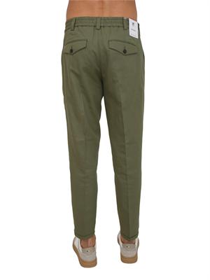Pantaloni verdi PT Torino in cotone e seta in UOMO