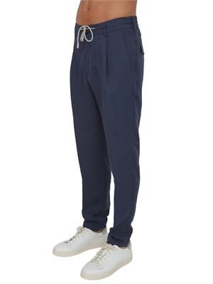 Pantaloni jogger Eleventy uomo in lino blu in UOMO