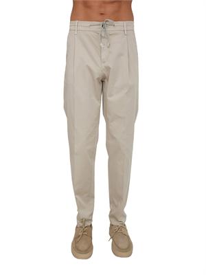 Pantaloni joggers Eleventy uomo in cotone beige in UOMO