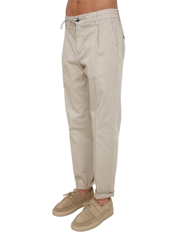 Pantaloni joggers Eleventy uomo in cotone beige