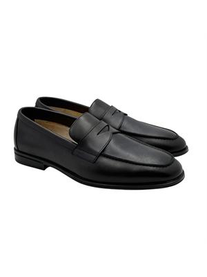 Mocassino Penny Doucal's uomo in pelle nera in UOMO
