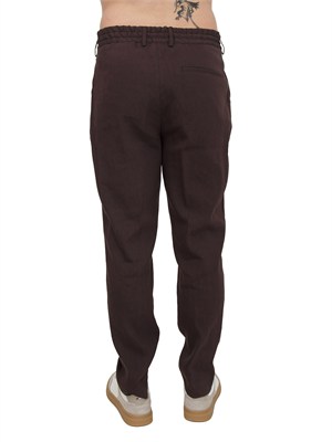 Pantaloni 