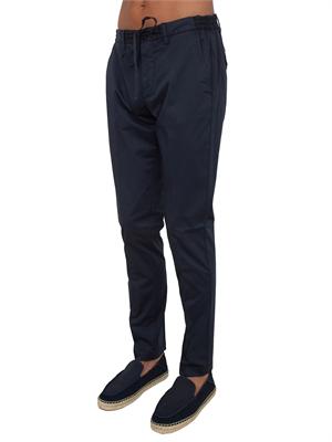 Pantaloni Corneliani in cotone stretch blu in UOMO