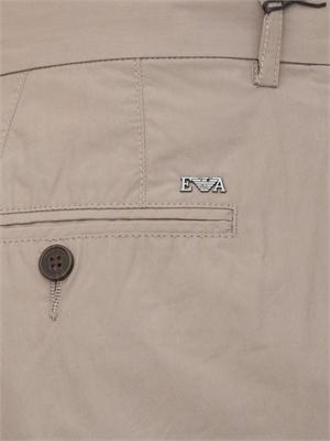 Pantaloni Emporio Armani uomo in cotone khaki in UOMO