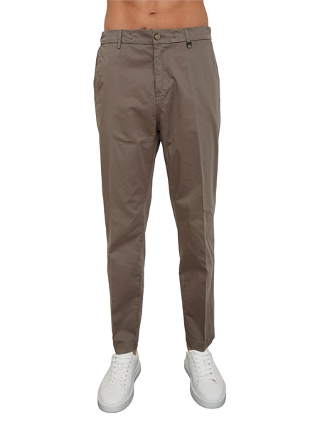 pantaloni chino liu jo uomo in cotone stretch taupe qa6074t4308
