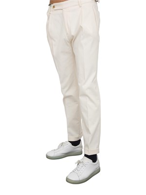 PANTALONE CASUAL BERWICH BIANCO in UOMO