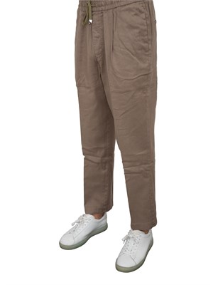 Pantaloni chino Jacob Cohen modello carrot con coulisse in popeline taupe in UOMO