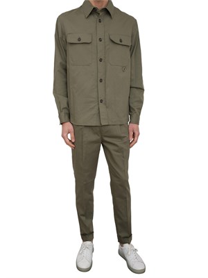 Camicia over Paolo Pecora in gabardina smerigliata verde in UOMO