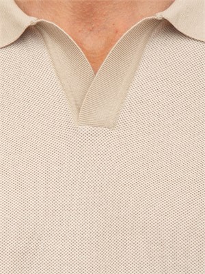 Maglia Boss in misto cotone beige con colletto Johnny in UOMO