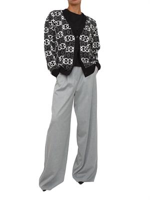 Cardigan over Pinko in morbida lana con logo all over a contrasto bianco e nero in DONNA