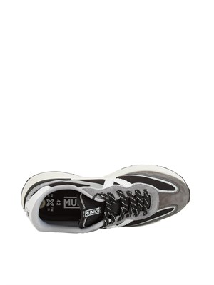 Sneakers Munich Dynamix 10 in pelle e tessuto bianco e nero in UOMO