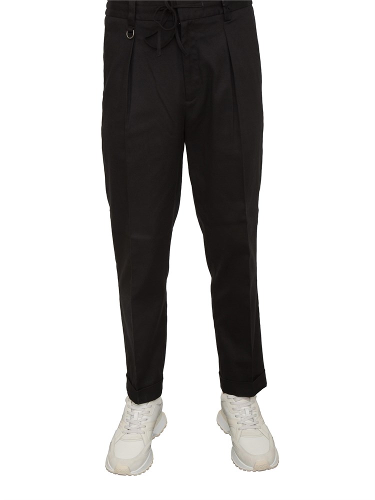 Pantalone chino Paolo Pecora in gabardina nera con coulisse