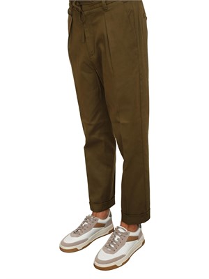 Pantalone chino Paolo Pecora in gabardina verde con coulisse in UOMO