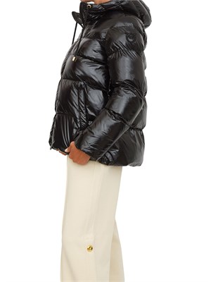 Piumino Pinko in crystal nylon lucido nero con cappuccio in DONNA