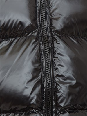 Piumino Pinko in crystal nylon lucido nero con cappuccio in DONNA